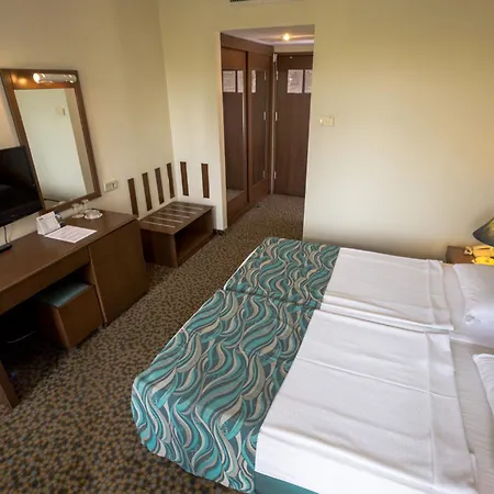 Dosi Hotel